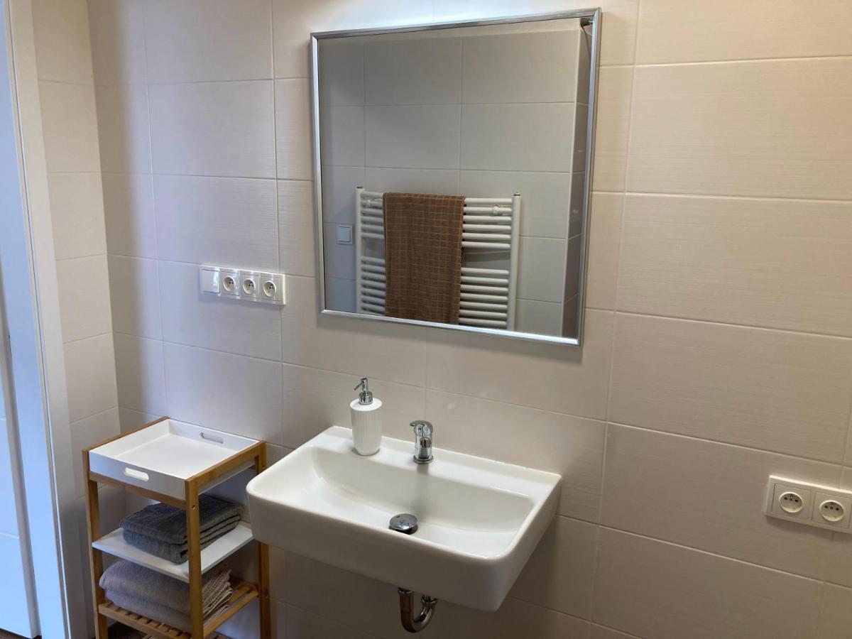 Apartmany U Reky Nezarky Lásenice Exteriör bild